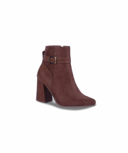 SANDSTONE CHIC